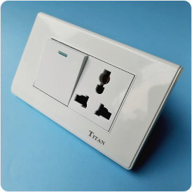 Mặt 1 Công Tắc 1 Chiều 1 Ổ Cắm Đơn 2 Chấu Titan Gold